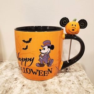 NEW Disney Mickey Mouse & Friends Halloween Mug with Pumpkin Mickey Stir Stick